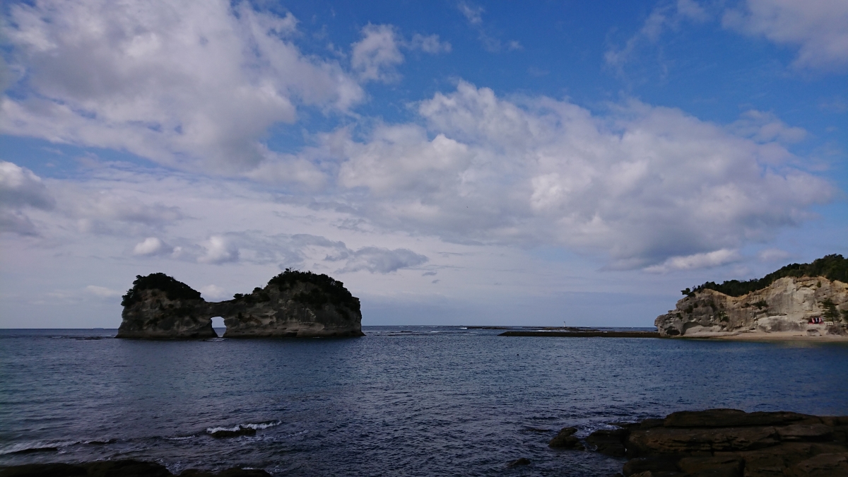 フリー写真素材:円月島